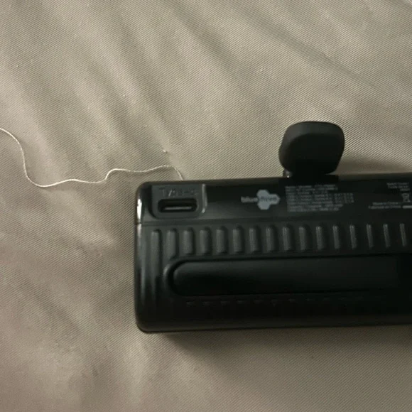 USB-C Portable Charger - Picture 7 of 8